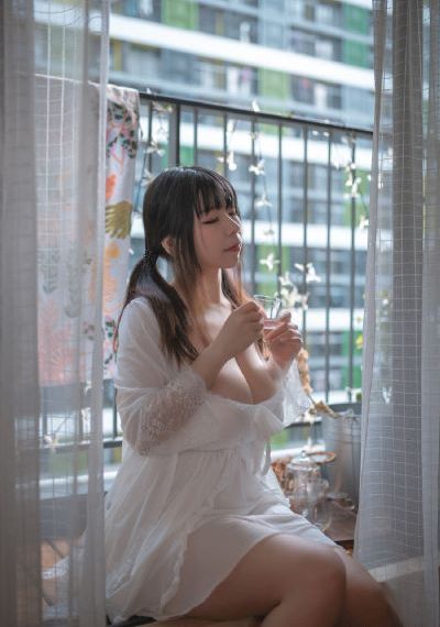 《私藏浪漫》电视剧